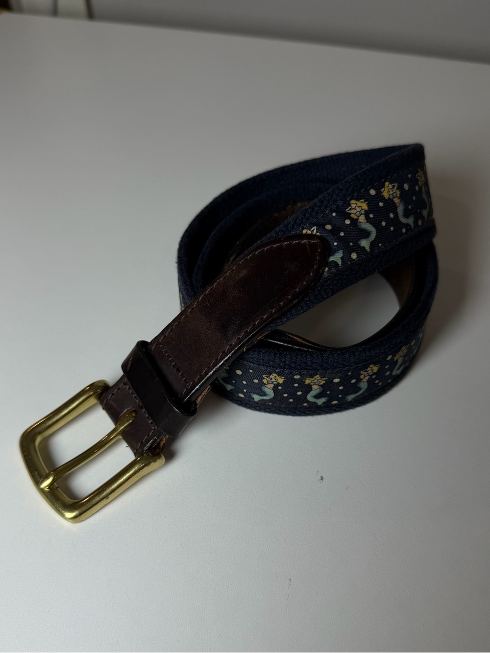 Vineyard Vines 32W Navy Embroidered Mermaid Nautical Belt with Brown Leather